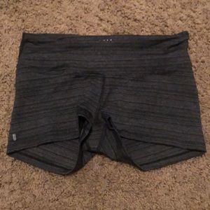 Nobull project heather striped grey 2in shorts